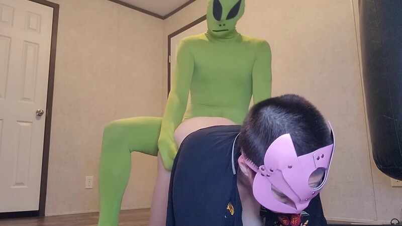 Extraterrestrial Visitor Probes Japanese Hot Milf Babe For Her Juices And Plants Alien Seed Deep