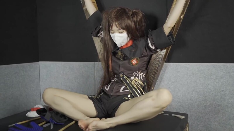 Chinese Genshin Cosplay Tickling