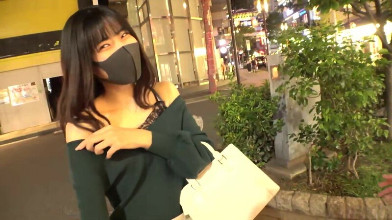 0001811_貧乳長身スリムのニホン女性が潮ふきするハードピストン素人ナンパのエロ性交